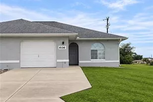 606 SE 9th St, Cape Coral, FL 33990 - Photo 1