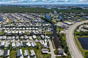 11390 Azalea Ln, Fort Myers Beach, FL 33931 - Photo 29