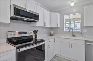 11390 Azalea Ln, Fort Myers Beach, FL 33931 - Photo 17