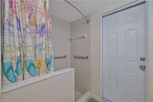 2202 SE 13th St, Cape Coral, FL 33990 - Photo 17