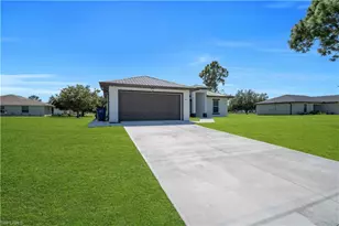 13 W 9th St, Lehigh Acres, FL 33972 - Photo 5