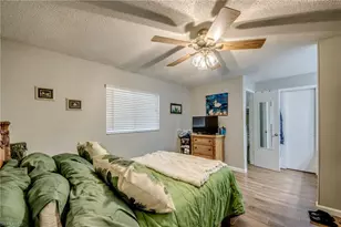 513 SE 34th St, Cape Coral, FL 33904 - Photo 17