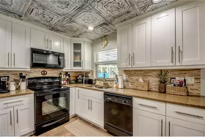 513 SE 34th St, Cape Coral, FL 33904 - Photo 15