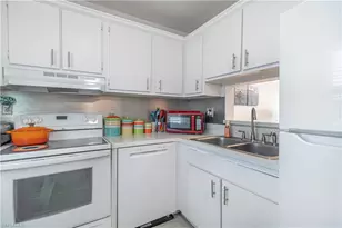 1580 Pine Valley Dr, Fort Myers, FL 33907 - Photo 3