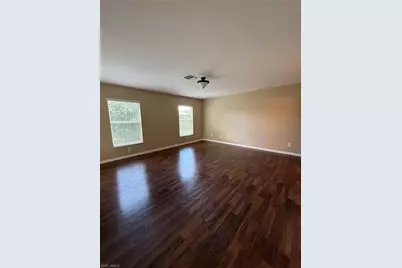 3103 27th St SW, Lehigh Acres, FL 33976 - Photo 9