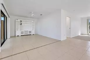907 SE 33rd Terrace, Cape Coral, FL 33904 - Photo 15