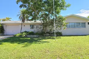 2829 SE 17th Ave, Cape Coral, FL 33904 - Photo 1