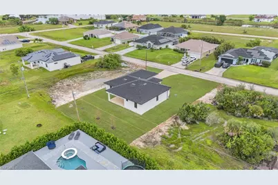 2836 NW 5th Ter, Cape Coral, FL 33993 - Photo 37