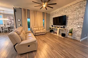 2911 21st St SW, Lehigh Acres, FL 33976 - Photo 7