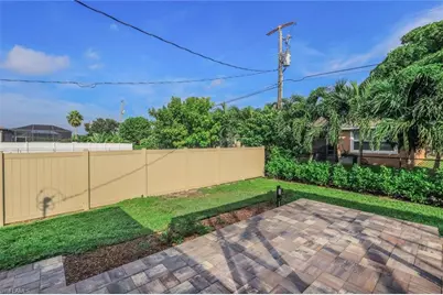 1819 SW 40th Ter, Cape Coral, FL 33914 - Photo 27