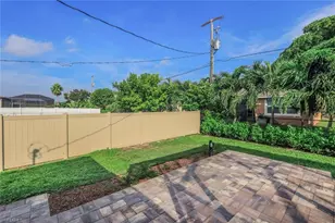 1819 SW 40th Terrace, Cape Coral, FL 33914 - Photo 27