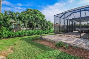 1819 SW 40th Terrace, Cape Coral, FL 33914 - Photo 25