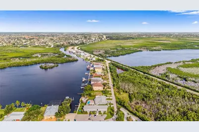 12190 Shoreview Dr, Matlacha, FL 33993 - Photo 17