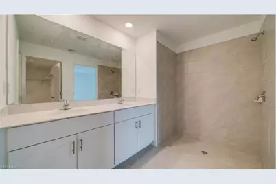 4019 San Clemente Ct, North Fort Myers, FL 33917 - Photo 13