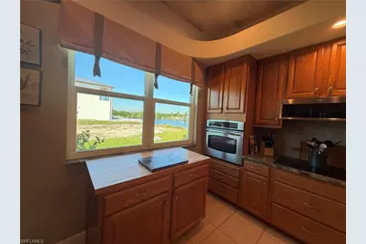 2917 SW 26th St, Cape Coral, FL 33914 - Photo 9