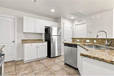 2509 41st St SW, Lehigh Acres, FL 33976 - Photo 15