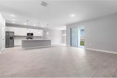 13 SW 34th Pl, Cape Coral, FL 33991 - Photo 7
