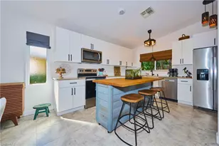 6513 W Royal Woods Dr, Fort Myers, FL 33908 - Photo 7