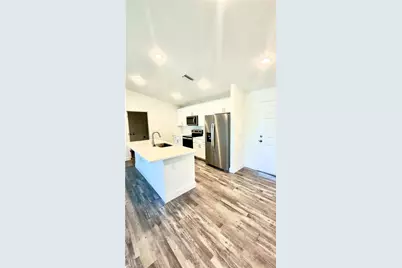 532 NW 18th Ave, Cape Coral, FL 33993 - Photo 5