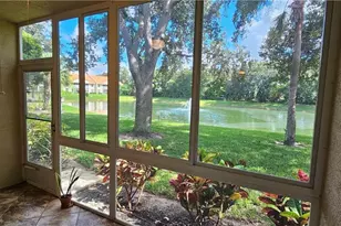 289 Robin Hood Cir, Naples, FL 34104 - Photo 3