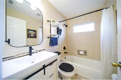 507 SE 8th Ter, Cape Coral, FL 33990 - Photo 15