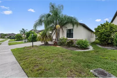 14378 Vindel Cir, Fort Myers, FL 33905 - Photo 3