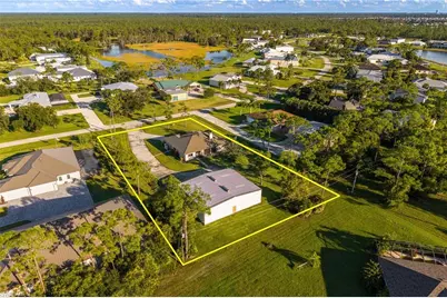 18839 Baseleg Ave, North Fort Myers, FL 33917 - Photo 31