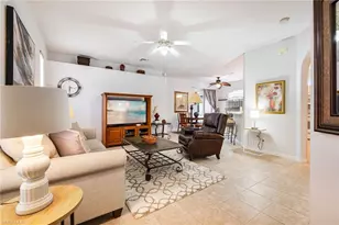 8079 Woodridge Pointe Dr, Fort Myers, FL 33912 - Photo 5