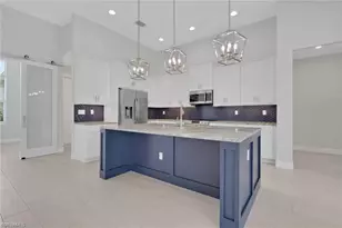 3818 SW 17th Ave, Cape Coral, FL 33914 - Photo 3