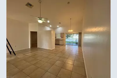 543 SE 6th Ter, Cape Coral, FL 33990 - Photo 9