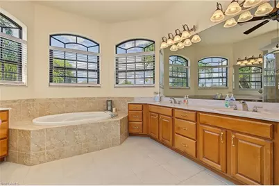 1025 SW 6th Ave, Cape Coral, FL 33991 - Photo 27