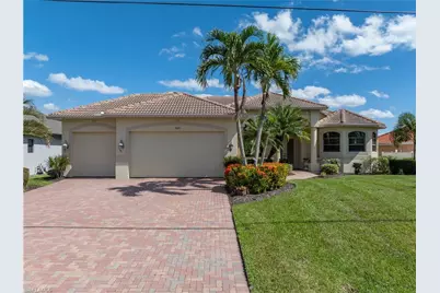 1025 SW 6th Ave, Cape Coral, FL 33991 - Photo 3