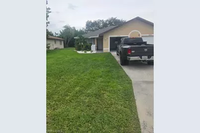 207 SE 23rd Pl, Cape Coral, FL 33990 - Photo 1