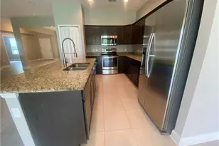 1733 SW 38th Ln, Cape Coral, FL 33914 - Photo 5