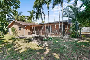 1424 SE 27th Terrace, Cape Coral, FL 33904 - Photo 11