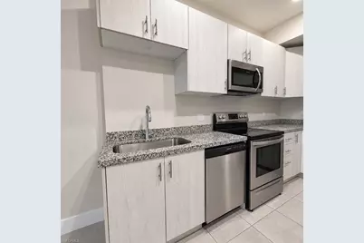 3313 SW 8th Pl #102, Cape Coral, FL 33914 - Photo 5
