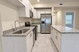 3313 SW 8th Pl, Cape Coral, FL 33914 - Photo 3