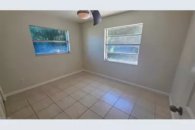 214 Richmond Ave S, Lehigh Acres, FL 33936 - Photo 11