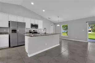 1736 NE 1st Ave, Cape Coral, FL 33909 - Photo 7