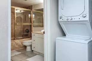 2445 W Gulf Dr, Sanibel, FL 33957 - Photo 23