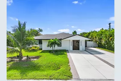 12755 Brewster Dr, Fort Myers, FL 33908 - Photo 5