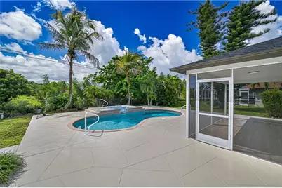 1424 SW 28th Ter, Cape Coral, FL 33914 - Photo 31