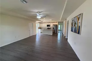 557 Oakshire Ln, Lehigh Acres, FL 33972 - Photo 3