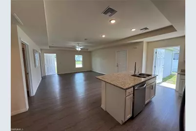 557 Oakshire Ln, Lehigh Acres, FL 33972 - Photo 7