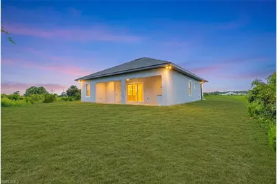 7020 Burma Cir, Labelle, FL 33935 - Photo 31