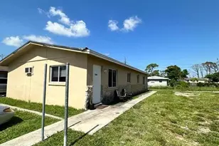 5548 Sixth Ave, Fort Myers, FL 33907 - Photo 3