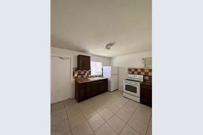 5548 6th Ave, Fort Myers, FL 33907 - Photo 7