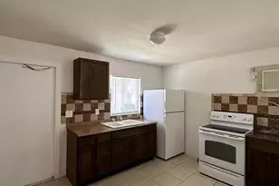 5548 Sixth Ave, Fort Myers, FL 33907 - Photo 7