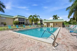 6725 Winkler Rd, Fort Myers, FL 33919 - Photo 31