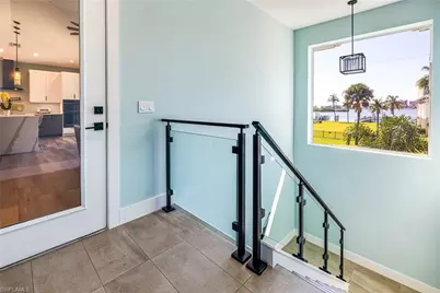 810 San Carlos Dr, Fort Myers Beach, FL 33931 - Photo 9